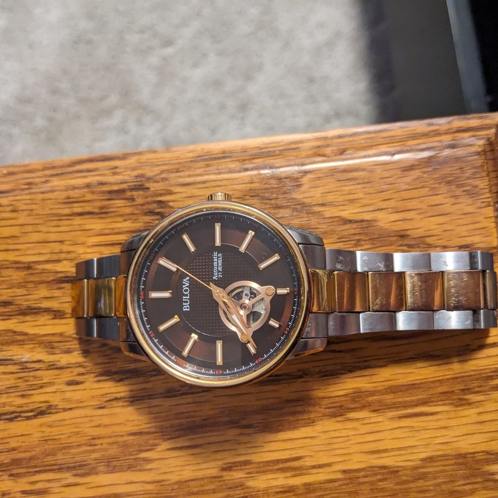 BULOVA AUTOMATIC 21 JEWELS